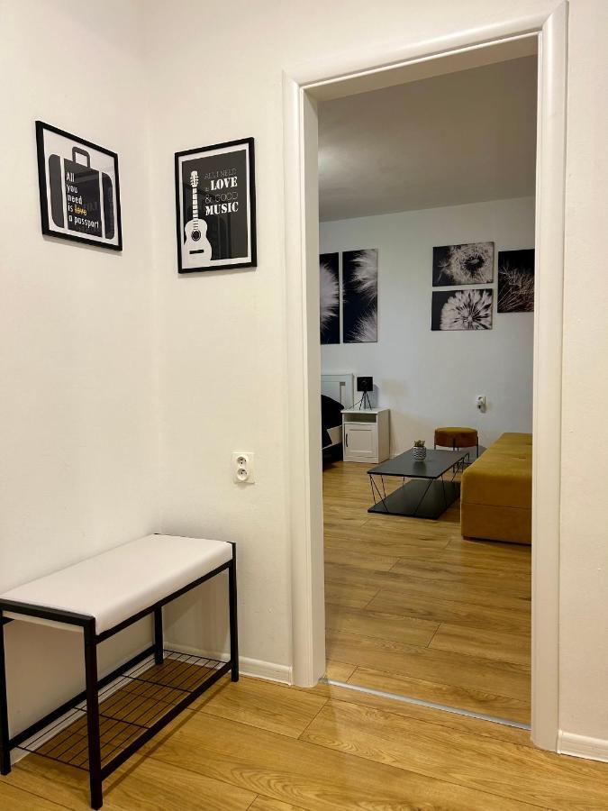 Studio Apartment Dandelion บราติสลาวา ภายนอก รูปภาพ